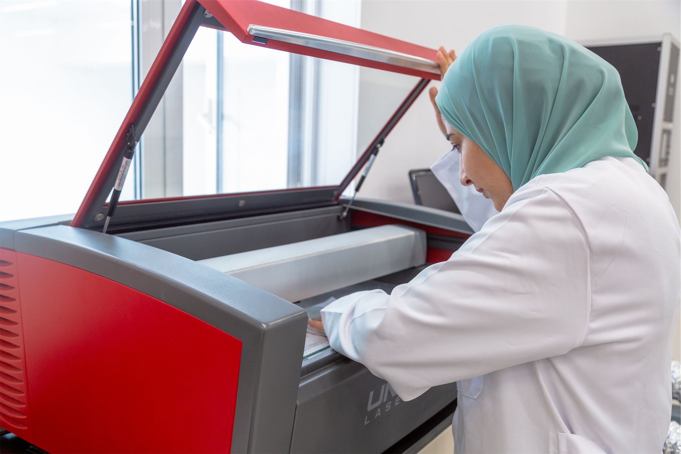 Graphene heater